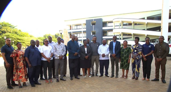 WAZIRI SIMBA CHAWENE WAITA VIONGIZI WA NETO OFISINI